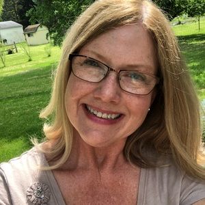 Meet your Posher, Alicia